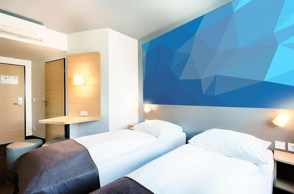 B&B Hotel Villingen-Schwenningen Room photo
